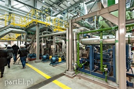 Zamiast węgla sprasowana słoma i drewno