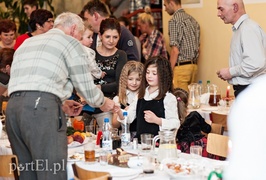 Wszyscy razem przy jednym stole