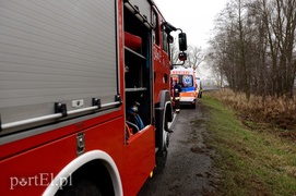 Toyotą wpadła do przydrożnego rowu