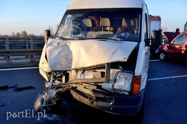Wypadek na obwodnicy. Dwie osoby w szpitalu