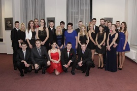 Poloneza czas zacząć, czyli studniówka w ZSTI