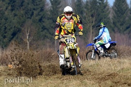 Błoto po kolana, piasek w zębach i adrenalina, która dodaje skrzydeł