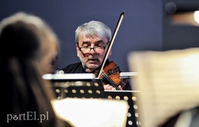 Wirtuoz skrzypiec i muzyka mistrzów