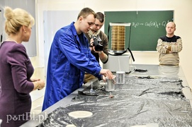 Niech się mury pną do góry, czyli jak młodzież mieszała w betonie