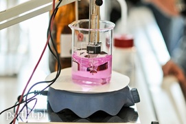 Niech się mury pną do góry, czyli jak młodzież mieszała w betonie