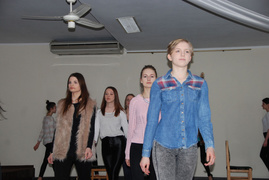 Były zdjęcia i przymiarki, przyszedł czas na choreografię
