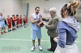 Atrakcyjne Klemensy mistrzami pod koszem