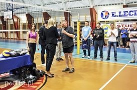 Takiej gry nie powstydziliby się zawodowcy (siatkówka)