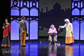 W 80 minut dookoła świata