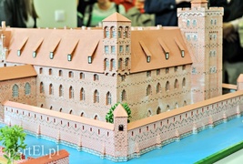 Zamek Wysoki przyjechał z Niemiec