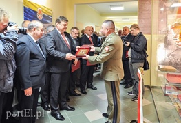 Dla żołnierza sztandar to wielki honor