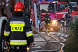 Pożar w hali z częściami do aut przy obwodnicy