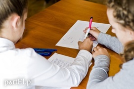 Dla kogo \"kłótnia\" i \"chichot\" to nie problem?