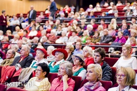 Niech szare życie odejdzie w cień!