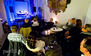 Przy kawie o sztuce i nie tylko