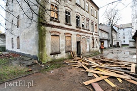 Znika kolejna kamienica