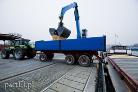 Pierwsza taka barka w porcie