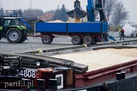 Pierwsza taka barka w porcie