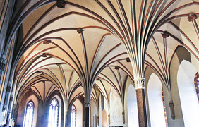 Tylko dwa zamki, a ciekawostek i tajemnic mnóstwo