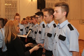 Ślubowanie klas mundurowych w „ekonomiku”