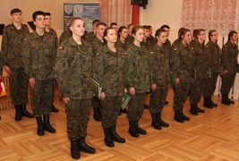 Ślubowanie klas mundurowych w „ekonomiku”