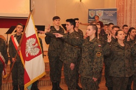 Ślubowanie klas mundurowych w „ekonomiku”