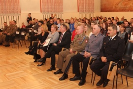 Ślubowanie klas mundurowych w „ekonomiku”