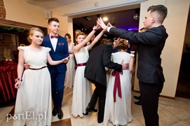 Pijarzy zatańczyli poloneza