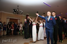 Polonez zatańczony trójkami