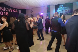 Studniówka w starym stylu