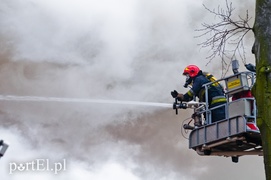 Pożar na Sadowej, mieszkańcy ewakuowani