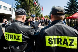 Dla strażaków awanse, dla komendanta emerytura