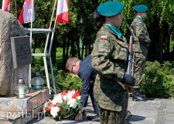 Oddali  hołd byłym więźniom