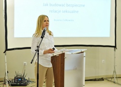 Nielegalne biznesy, ryzykowne związki