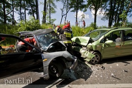 Tragedia na drodze w Nadbrzeżu, kierowca zmarł w szpitalu  (aktualizacja)