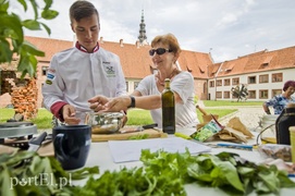 Niezłe ziółko z oliwą, czyli seniorzy rządzą w kuchni