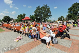 Wiersze i muzyka pod katedrą