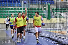 Meblarze wznowili treningi