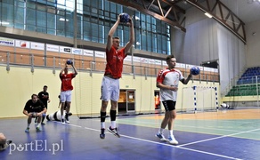 Meblarze wznowili treningi