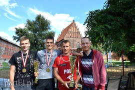 Zwyciężyła siła spokoju  (siatkówka plażowa) 
