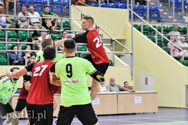 Meblarze pokonali Pomezanię i zagrają w finale (piłka ręczna)