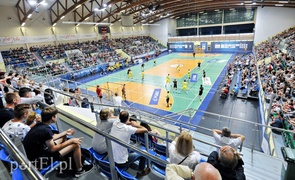 Meblarze postawili się Vive Kielce (piłka ręczna)