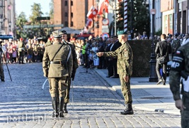 Żołnierze opanowali starówkę