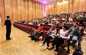 Maturzyści poważnie uzależnią się od muzyki poważnej