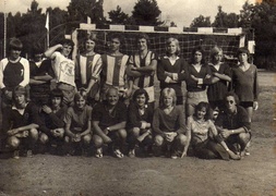 Zdjęcie z lat szkolnych Andrzeja Adamkowskiego