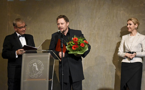Cud na jubileusz teatru