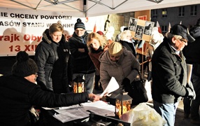 Protestowali przeciwko rządowi PiS: - Czujemy się zagrożeni