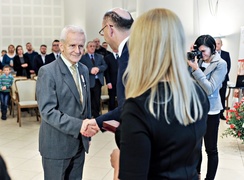 Krzyże za wolność i solidarność