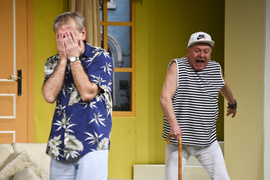 Mayday 2, czyli teatralny sylwester z farsą
