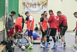Meblarze wznowili treningi
